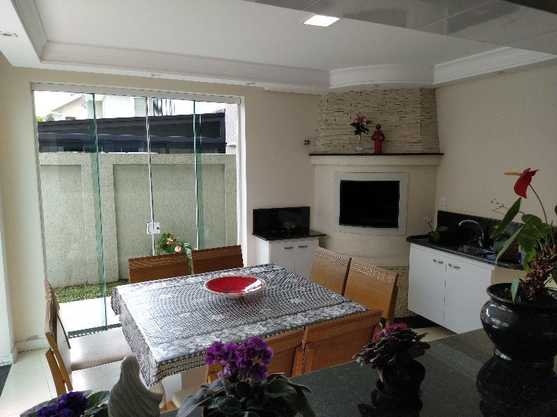 Casa à venda em Santa Felicidade, Curitiba — MAFI ADMINISTRADORA DE IMOVEIS LTDA