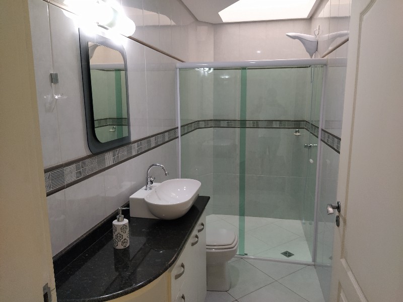 Casa à venda em Santa Felicidade, Curitiba — MAFI ADMINISTRADORA DE IMOVEIS LTDA