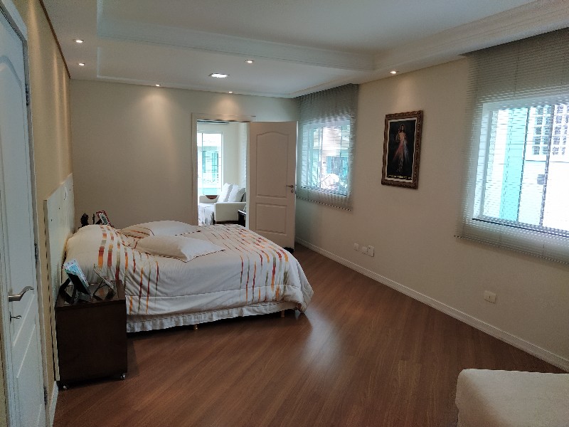 Casa à venda em Santa Felicidade, Curitiba — MAFI ADMINISTRADORA DE IMOVEIS LTDA