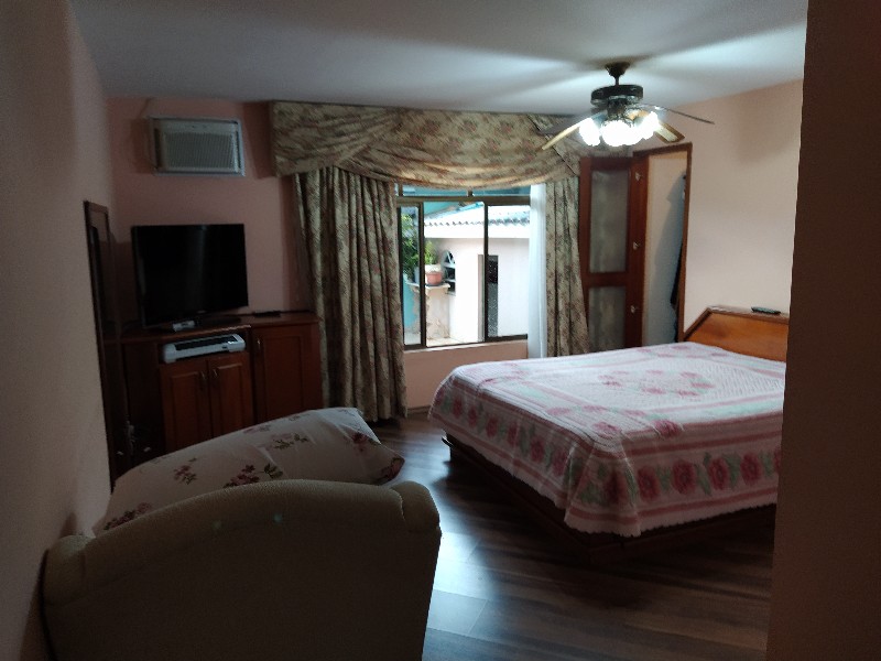 Comercial à venda em Fazendinha, Curitiba — GOMES CONSULTOR IMOBILIARIO LTDA.